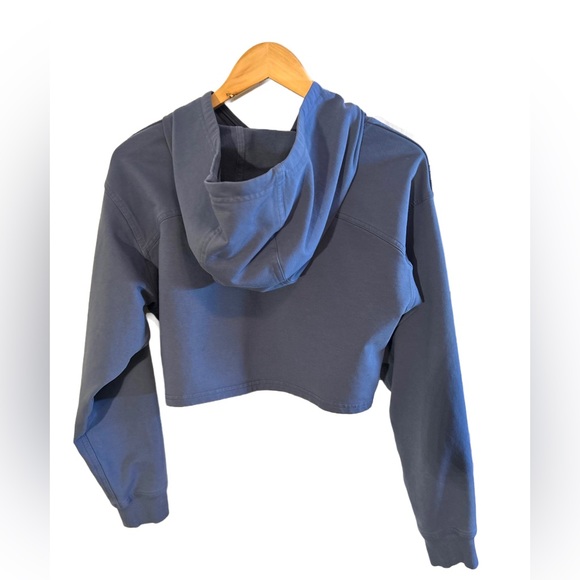 Lululemon All Yours Cropped Hoodie
Ink Blue Sz 8 - Picture 5 of 6
